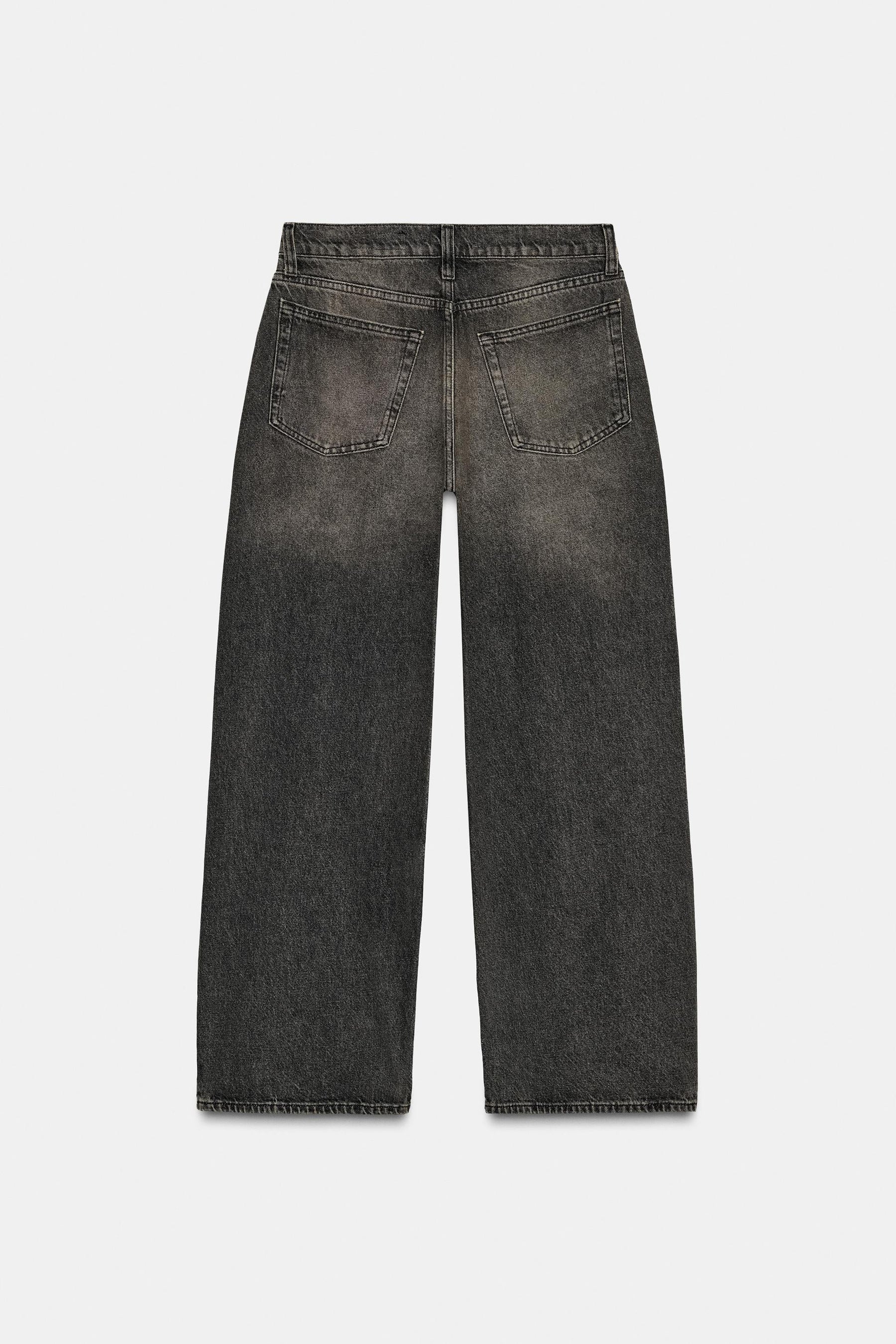 Weit geschnittene Jeans mit mittelhohem Bund