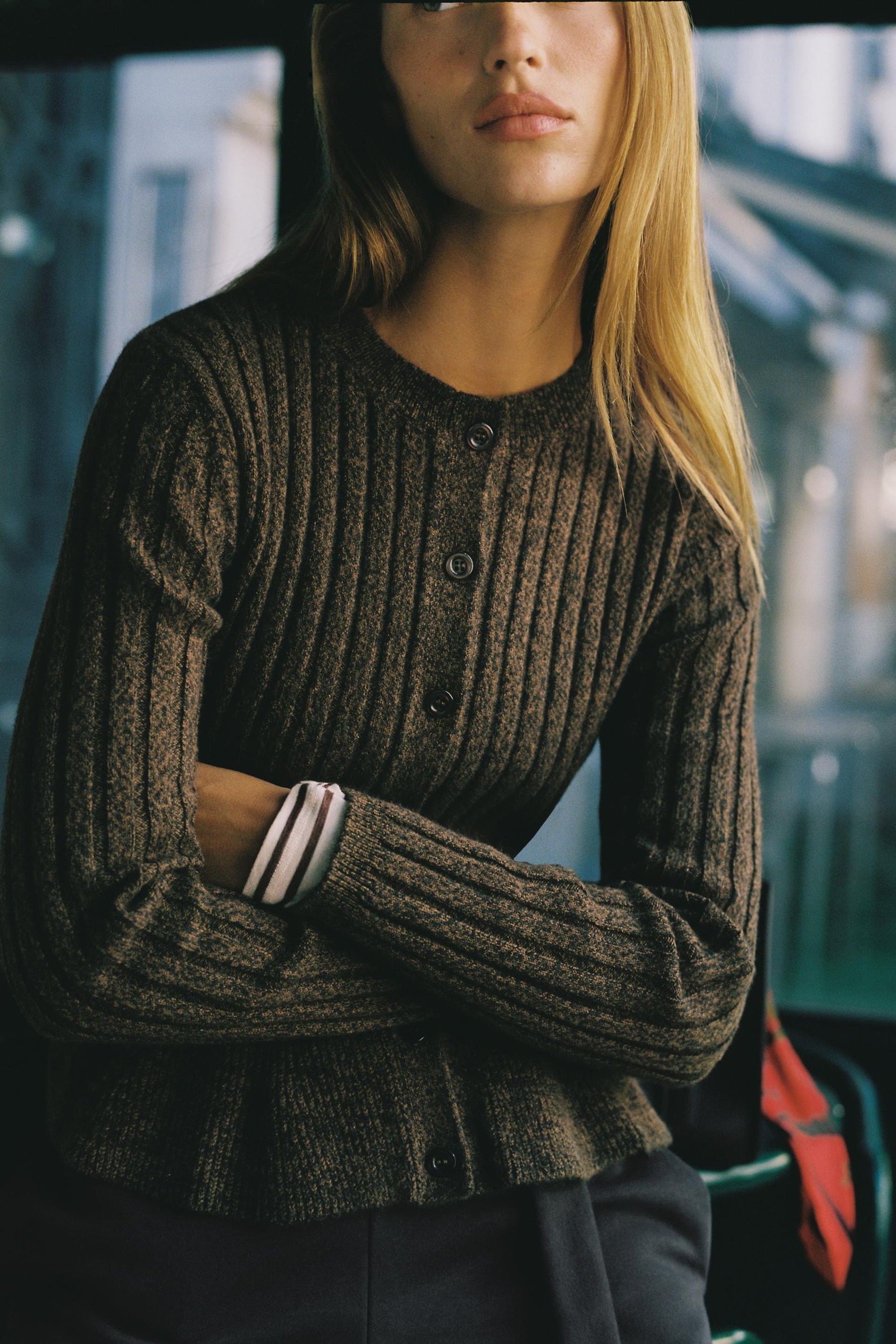 Gerippter Peplum-Cardigan