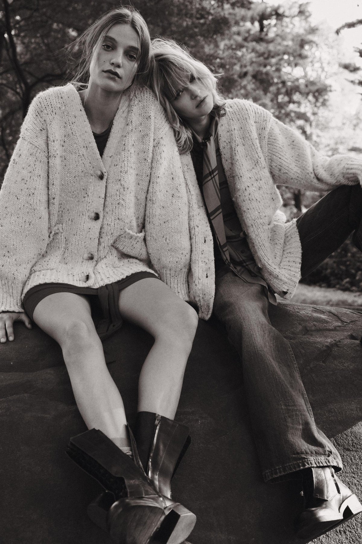 ÜBERGROSSER STRICKCARDIGAN