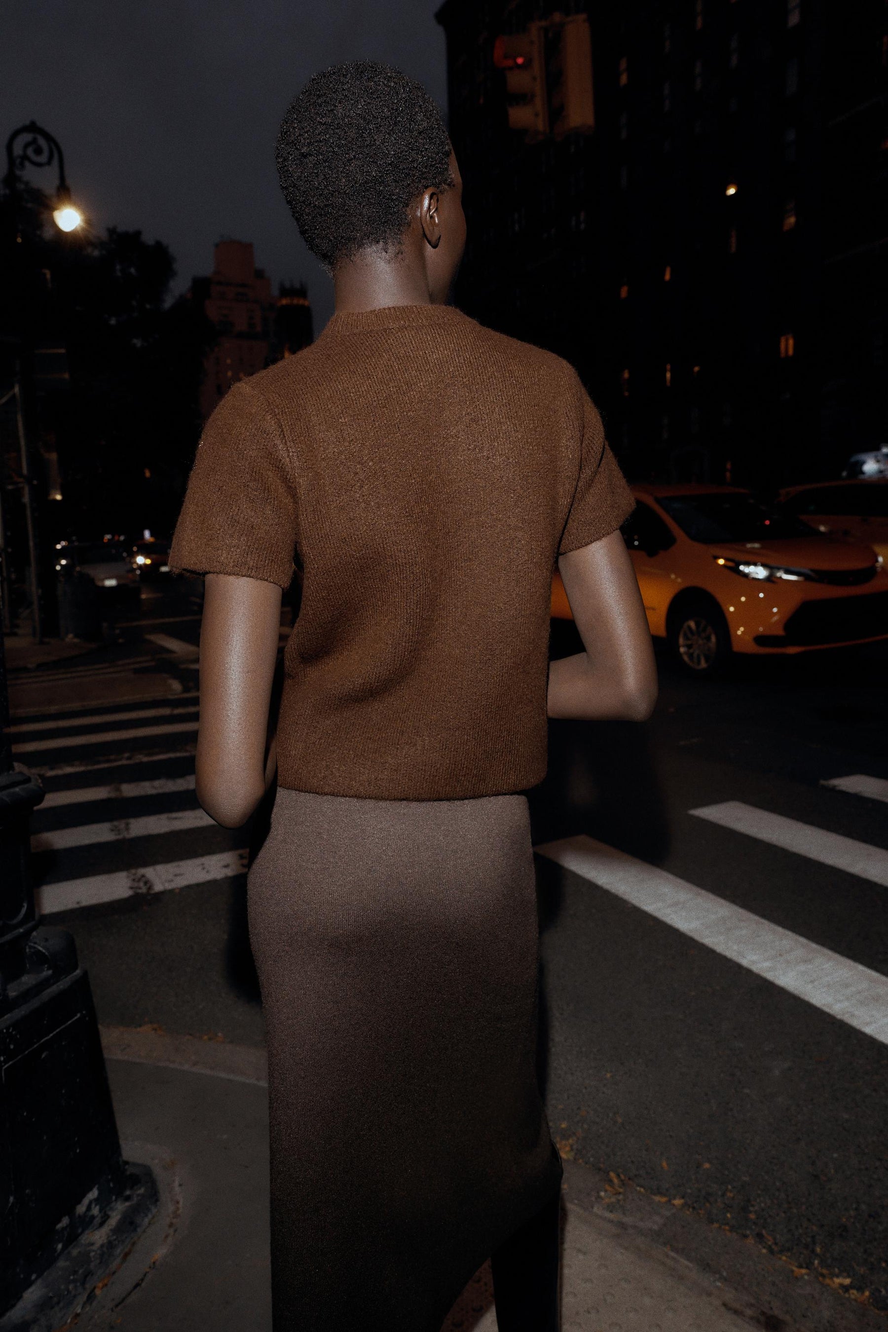 Kurzarmpullover mit Perlenbesatz