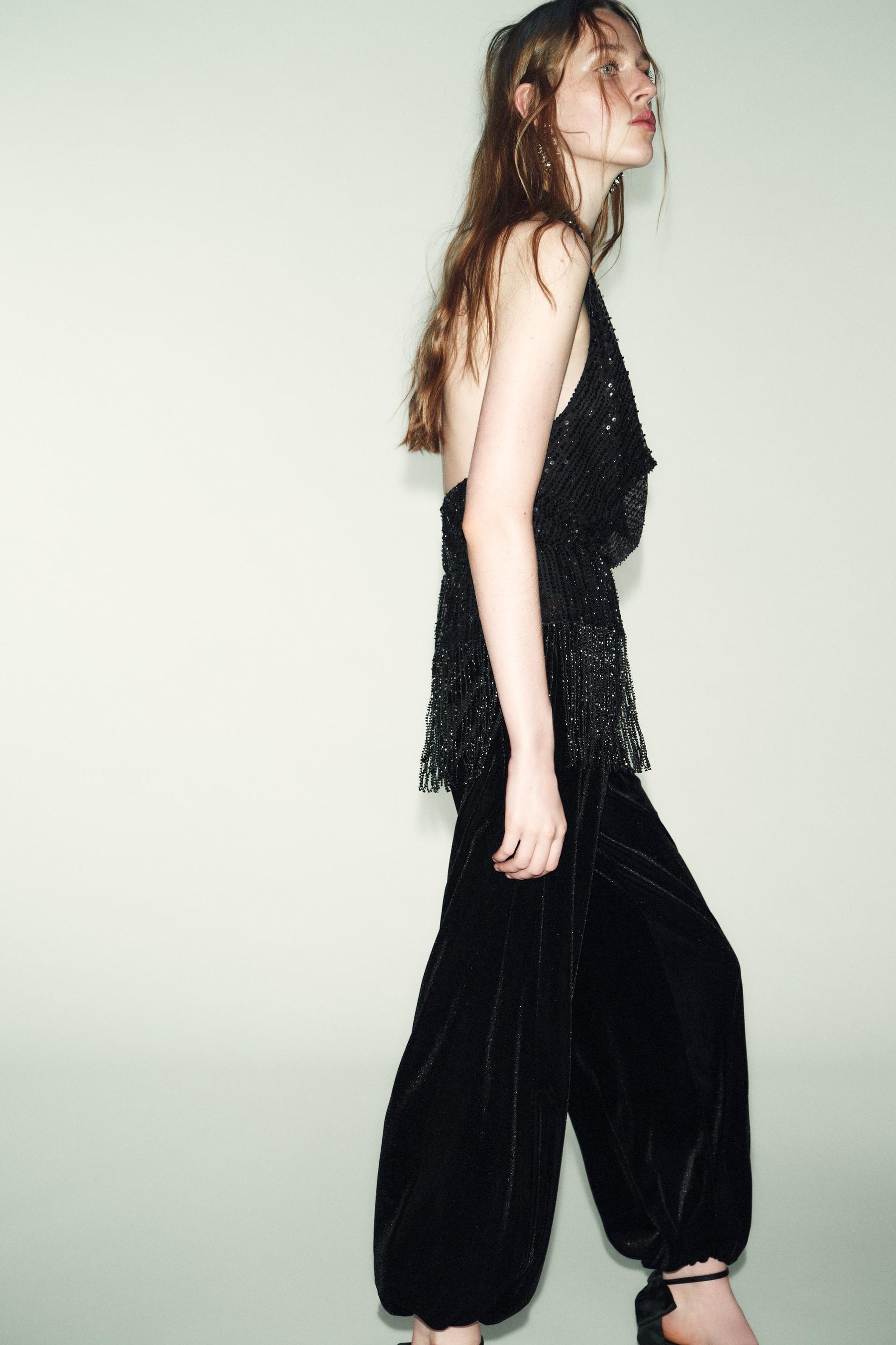 Paillettenbesetztes Neckholder-Top