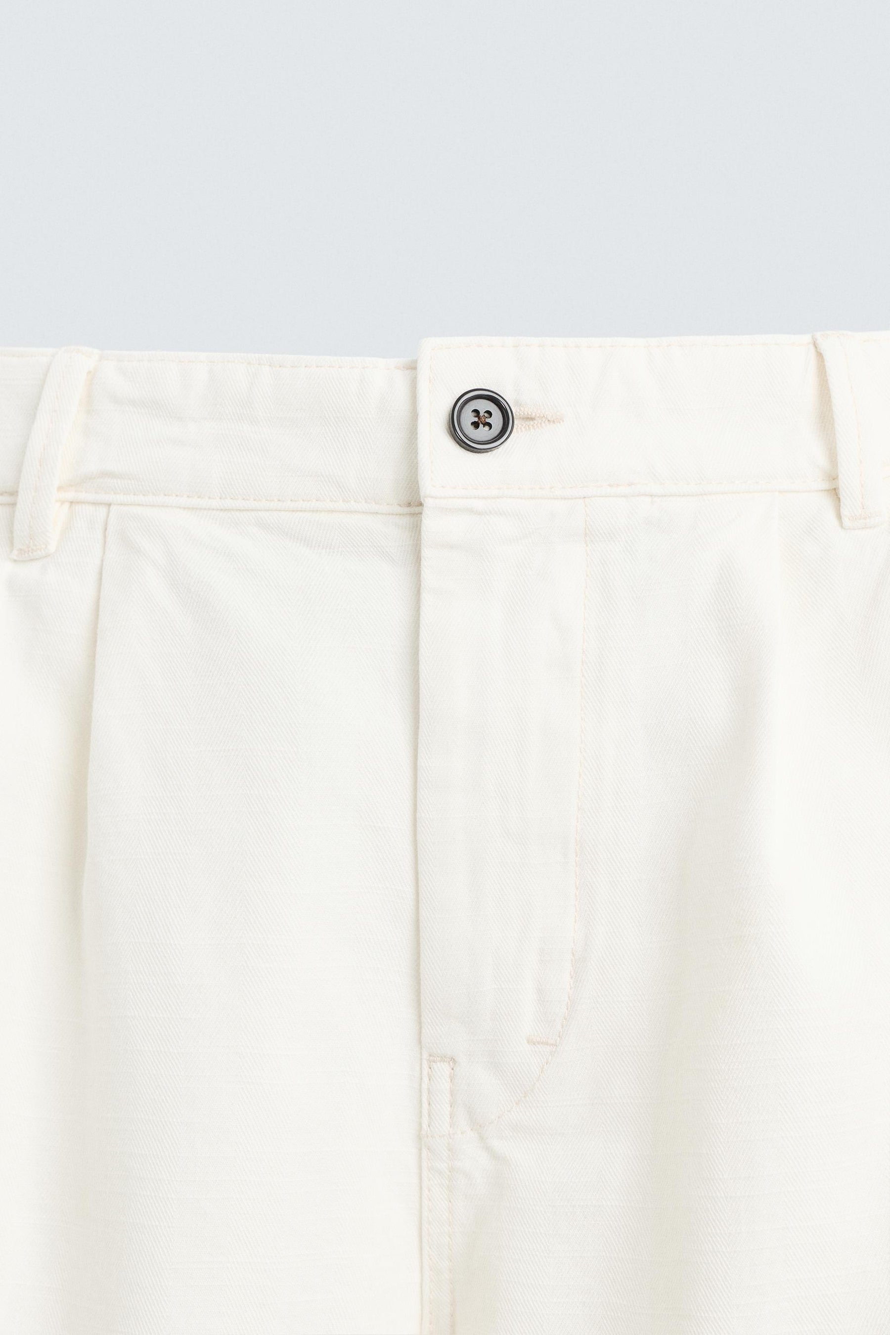 PLEATED RELAXED FIT BERMUDA SHORTS - Image 8