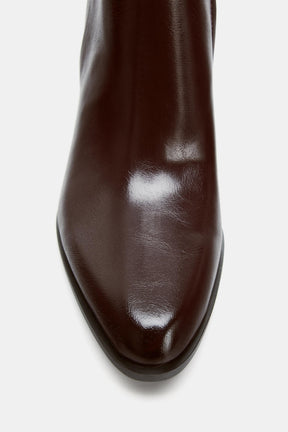 Stiefeletten mit breitem Absatz