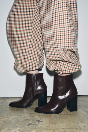 Stiefeletten mit breitem Absatz