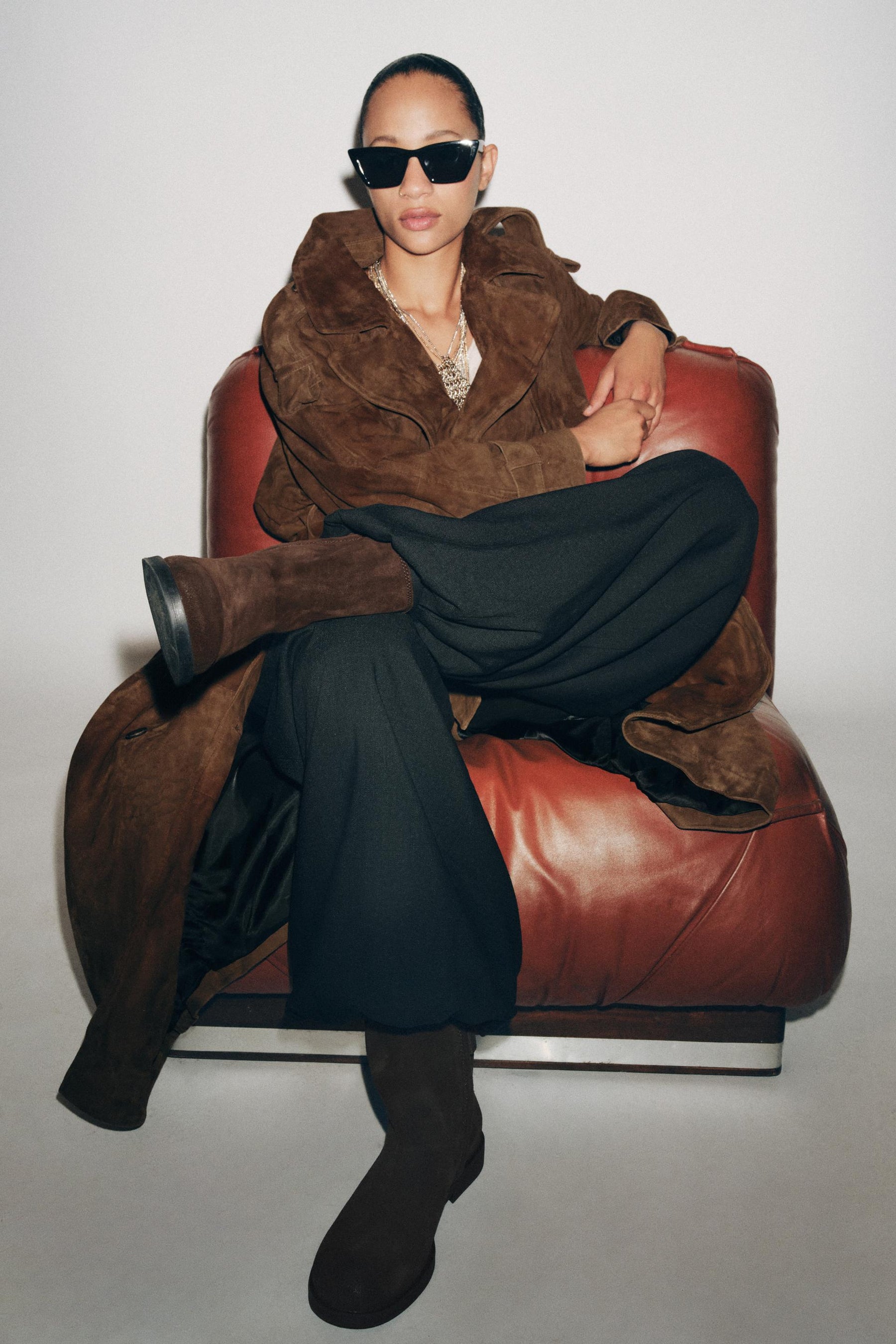 WILDLEDER-ANGLE-BOOTS