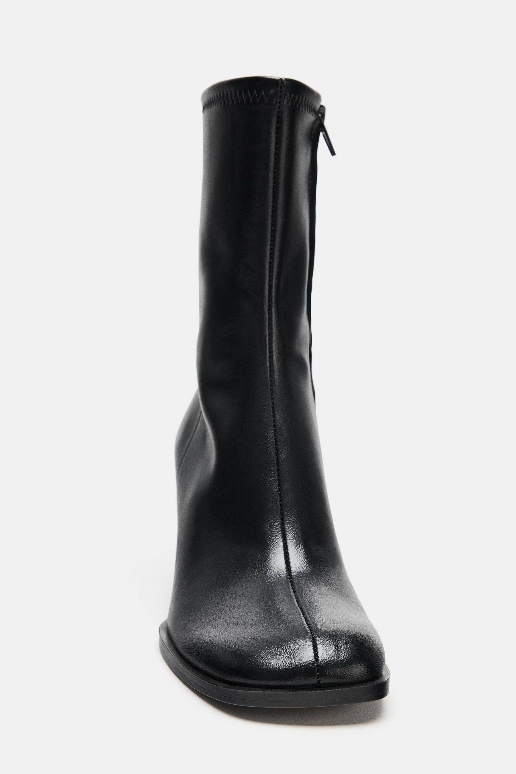 Stiefeletten mit Blockabsatz