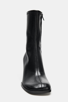 Stiefeletten mit Blockabsatz