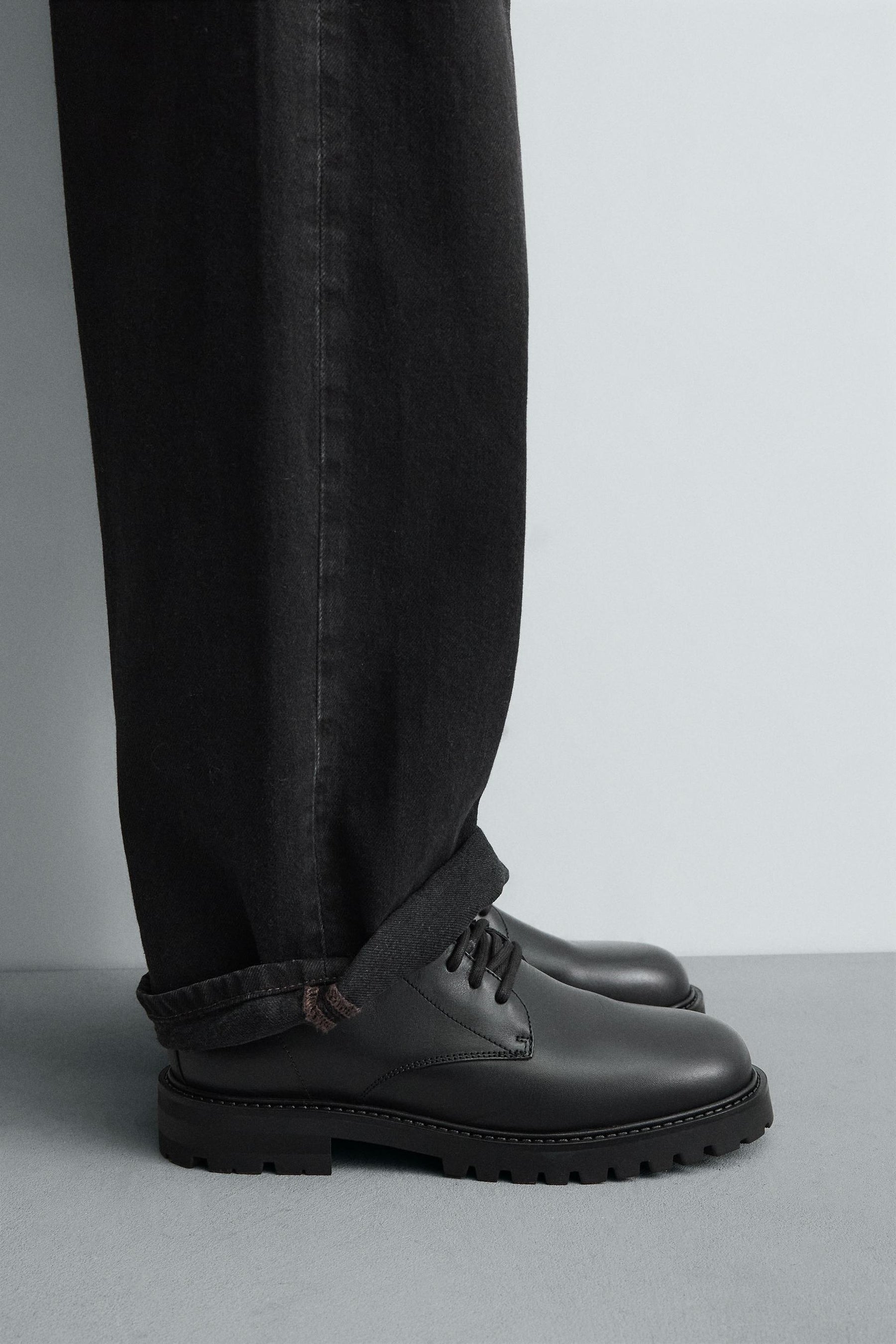 Schnürstiefel aus Leder