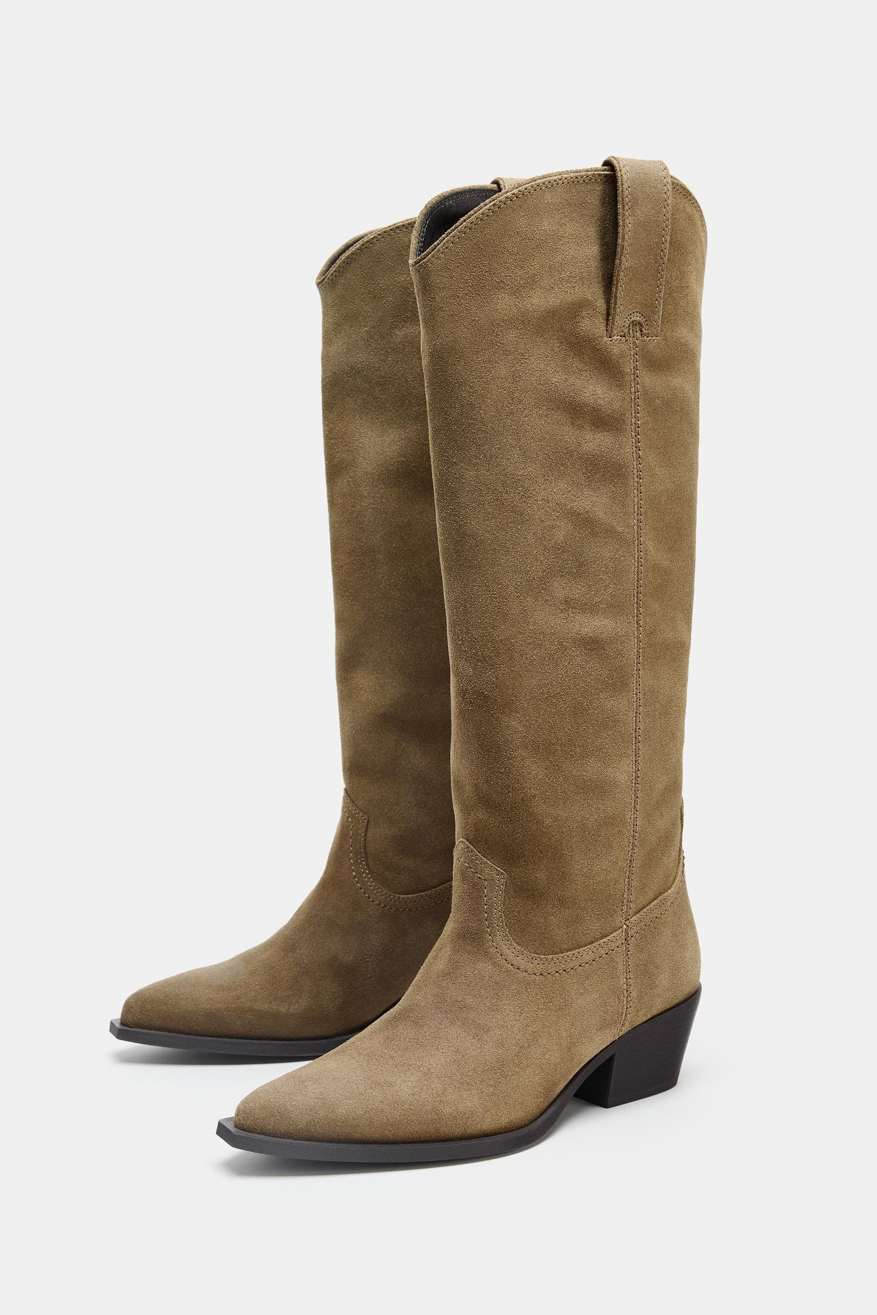 Kniehohe Wildlederstiefel