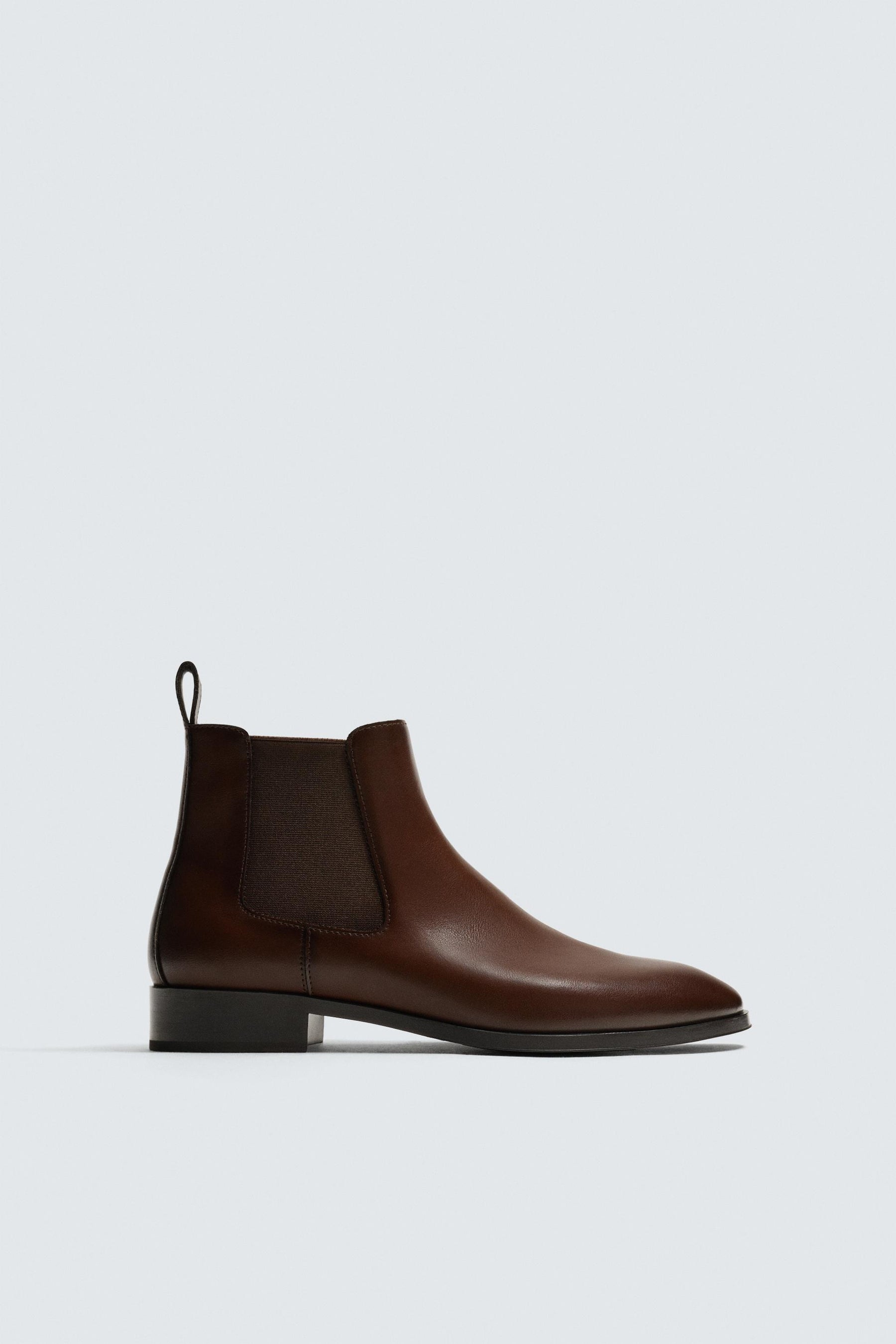 Pointed Chelsea Boots