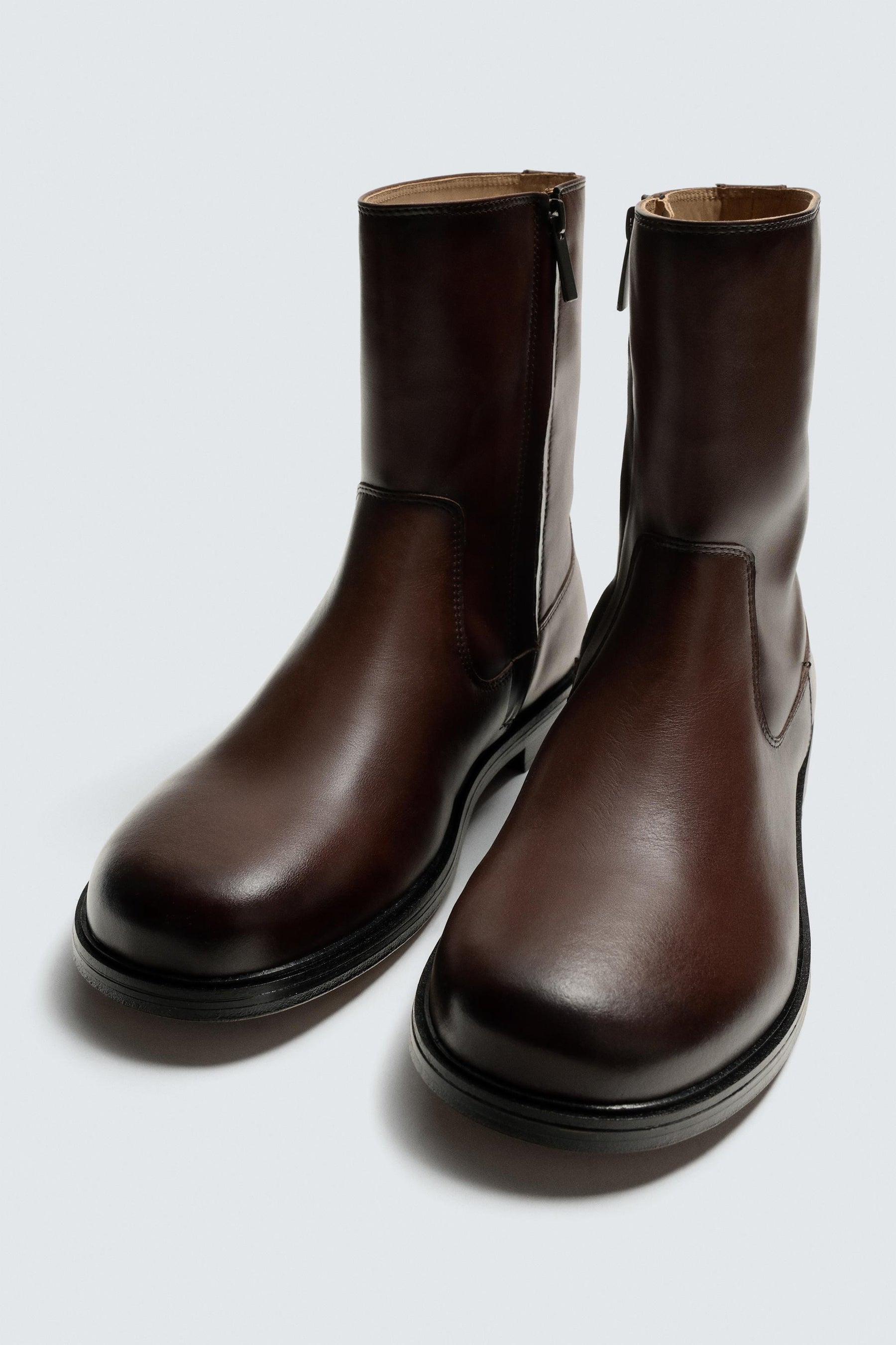 LIMITED EDITION LEATHER BOOTS - Image 5