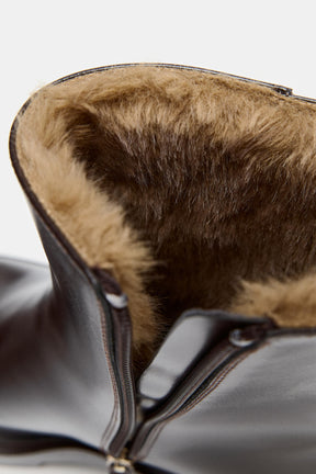 Knöchel mit Kunstfellfutter