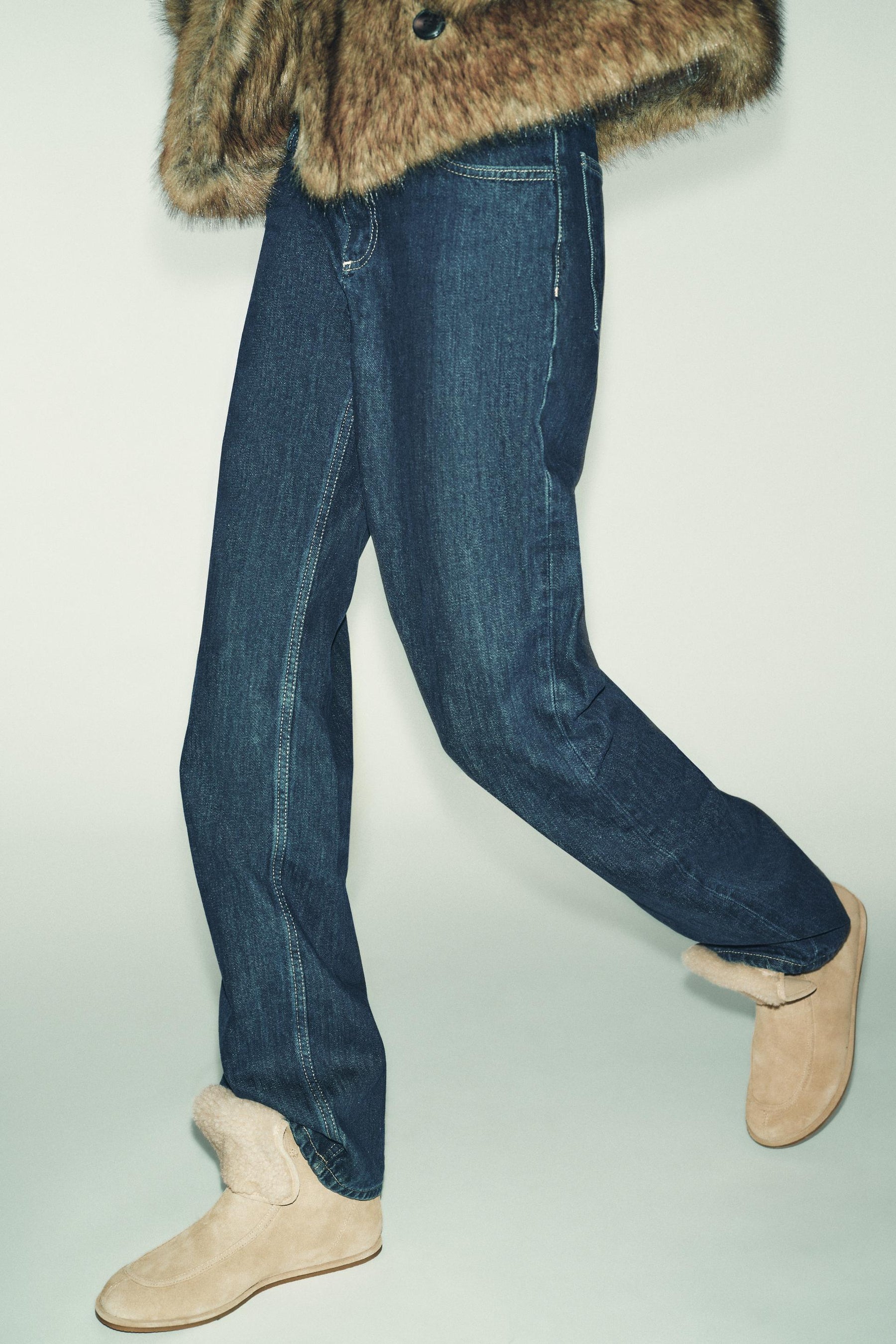 WILDLEDER-ANGLE-BOOTS