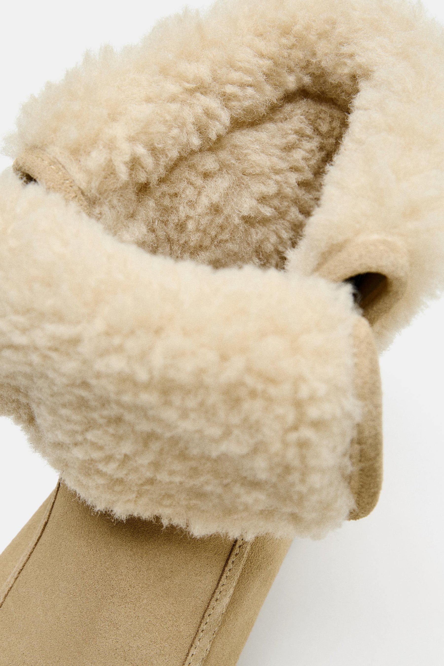 WILDLEDER-ANGLE-BOOTS