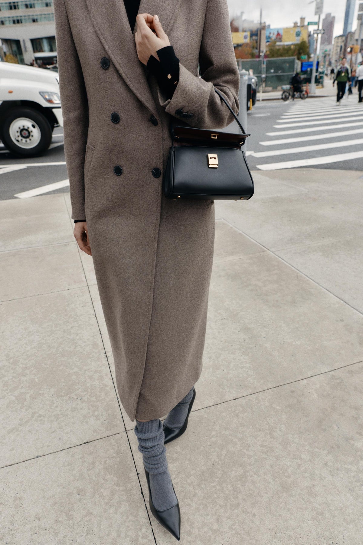 Schuhe mit hohen Absätzen