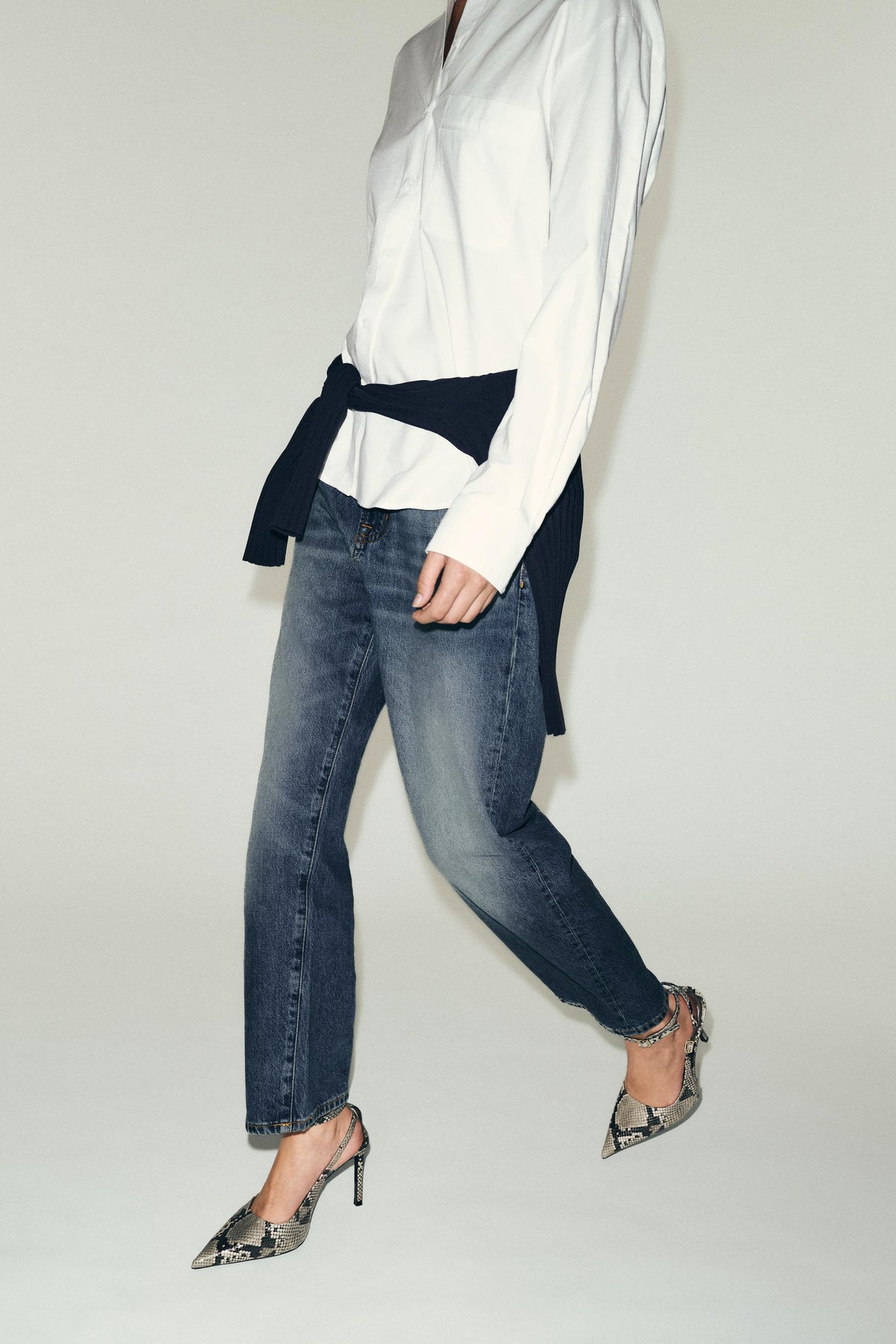 Schuhe mit Tiermuster und Absatz