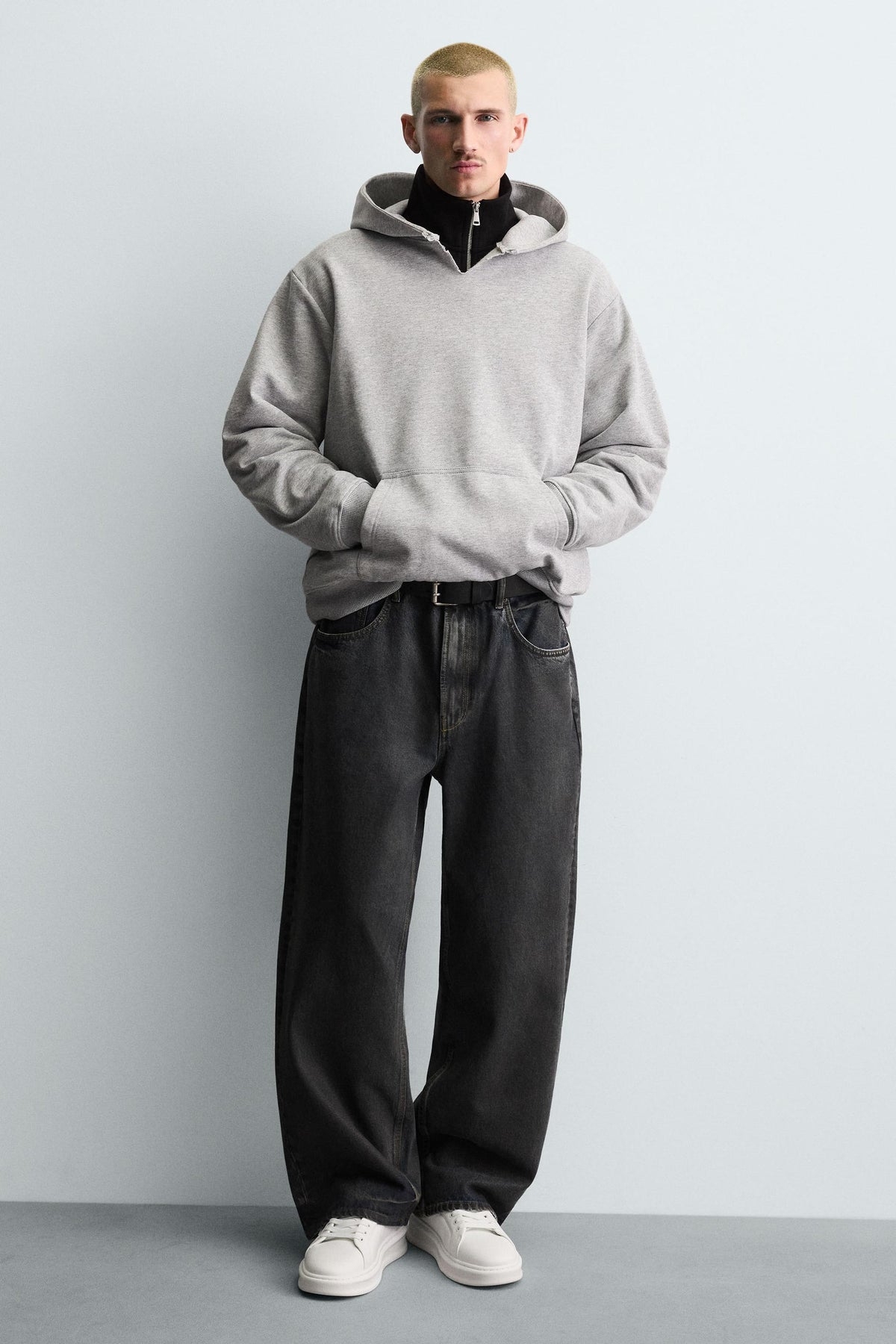 Sneaker mit Fersendetail