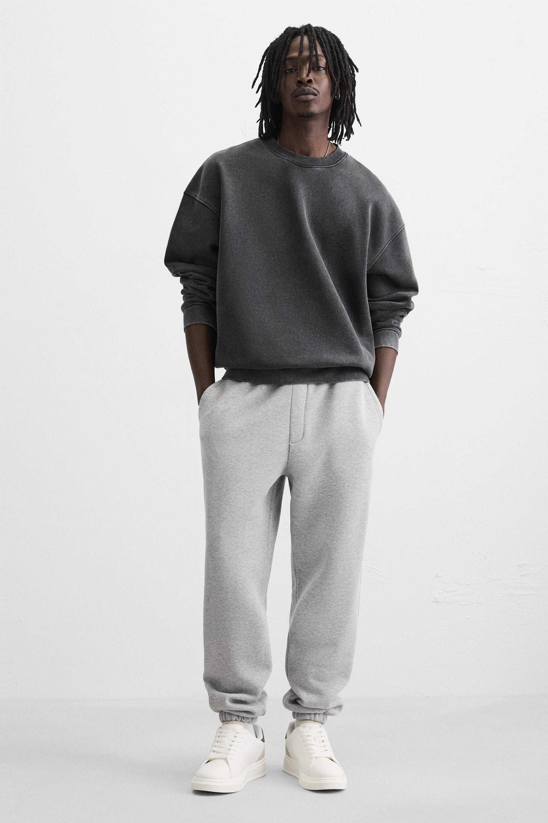 Sneaker mit Fersendetail