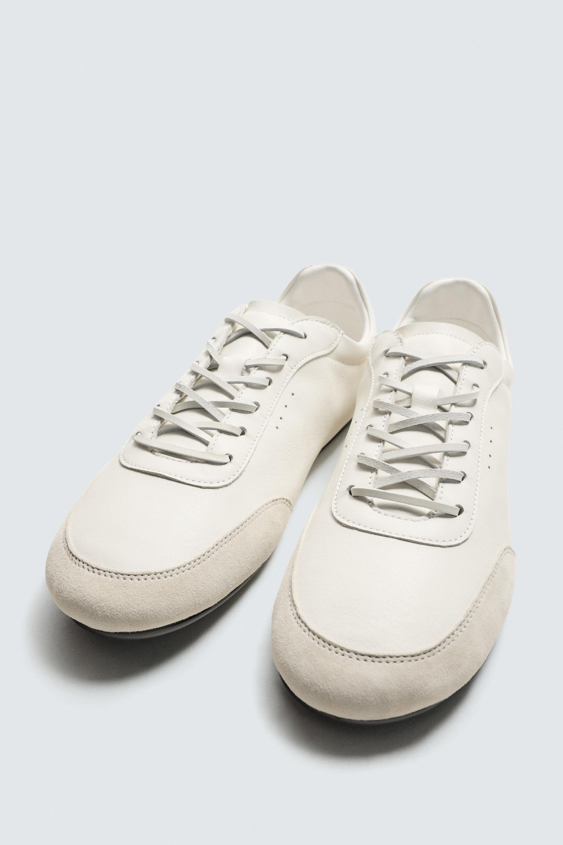 LIMITED EDITION LEATHER TRAINERS - Image 4