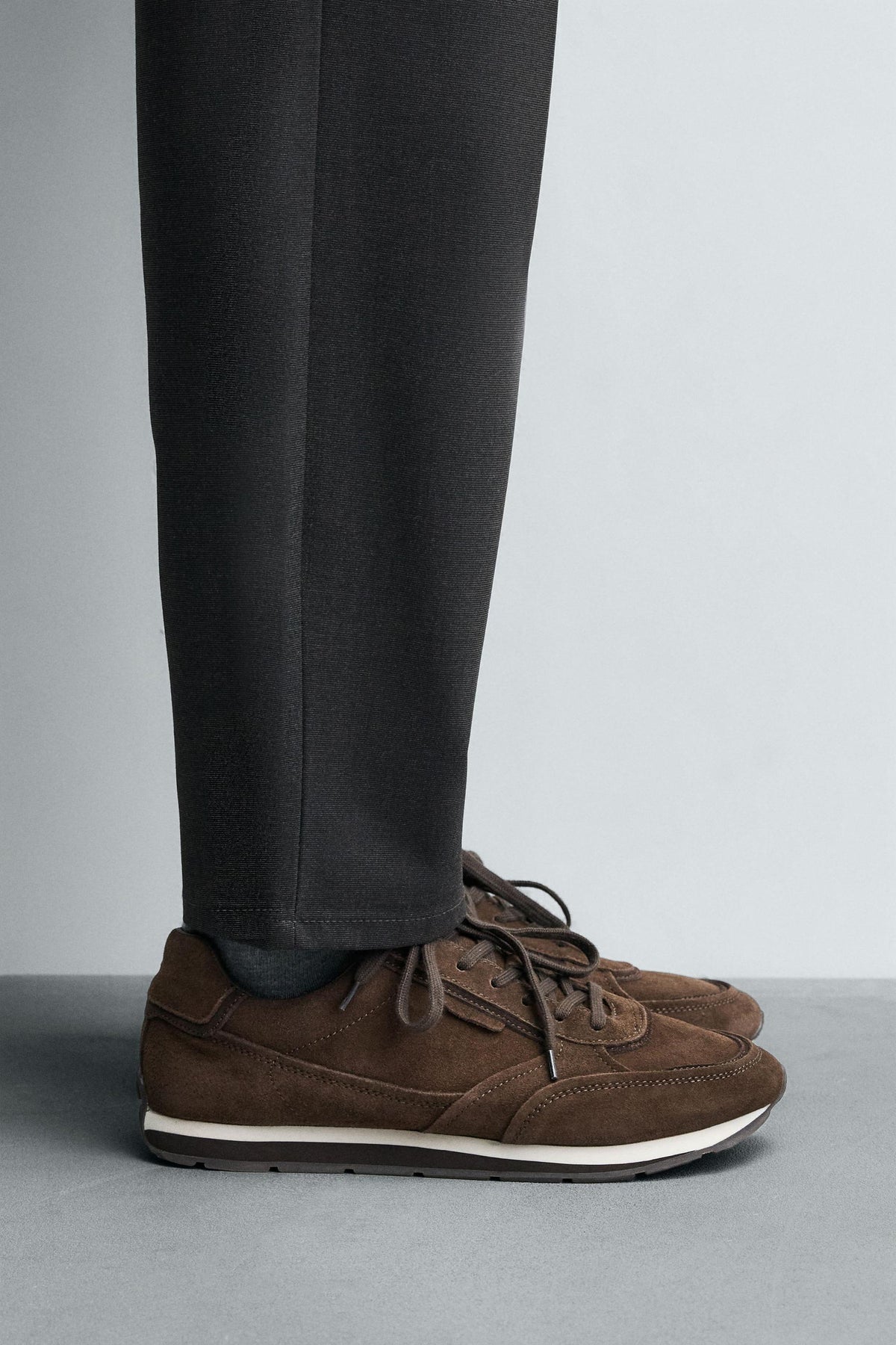 CASUAL LEATHER TRAINERS - Image 1