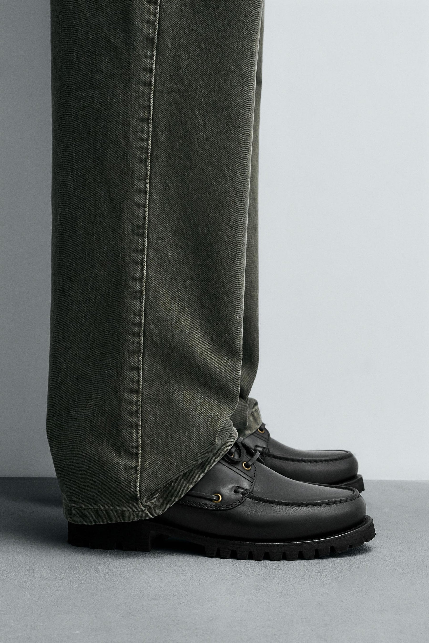 LEATHER DECK SHOES - Image 1