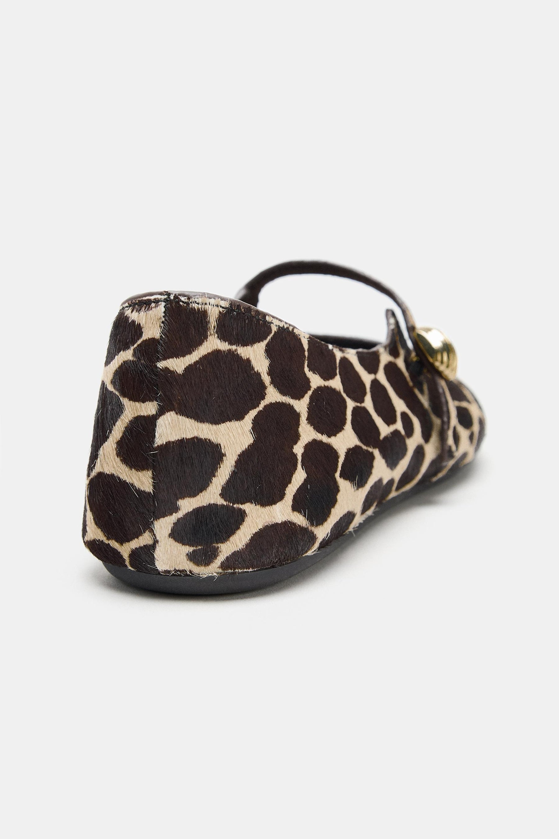 Ballerinas aus bedrucktem Leder