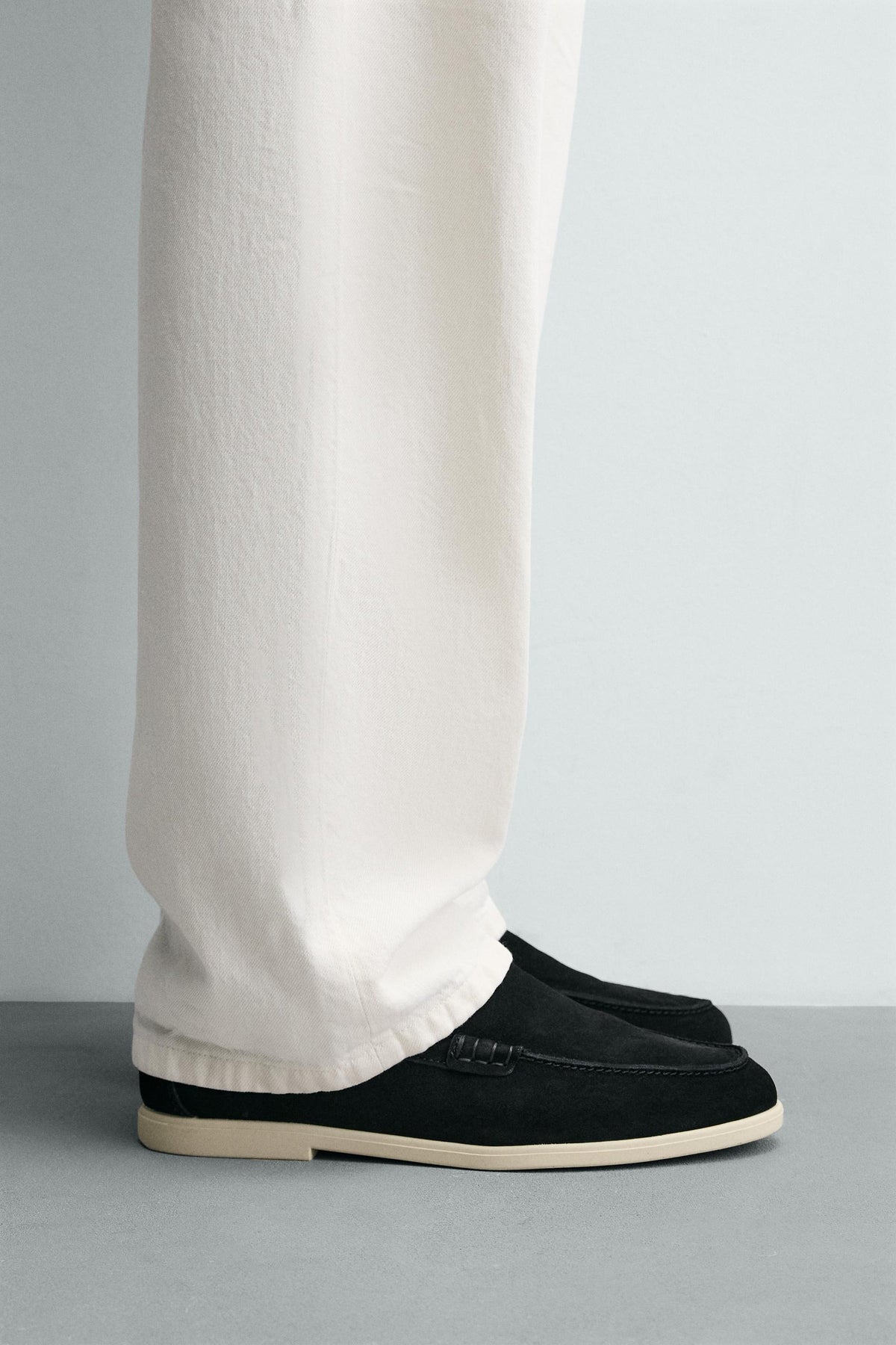 CASUAL LEATHER LOAFERS - Image 1