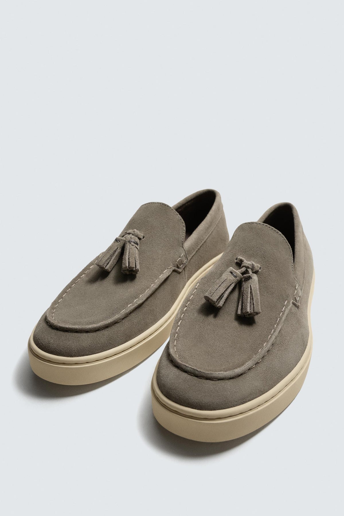 CASUAL LEATHER LOAFERS WITH TASSELS - Image 2