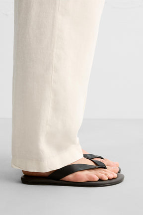 Ledersandalen in limitierter Auflage