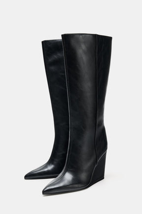 Stiefeletten mit Keilabsatz