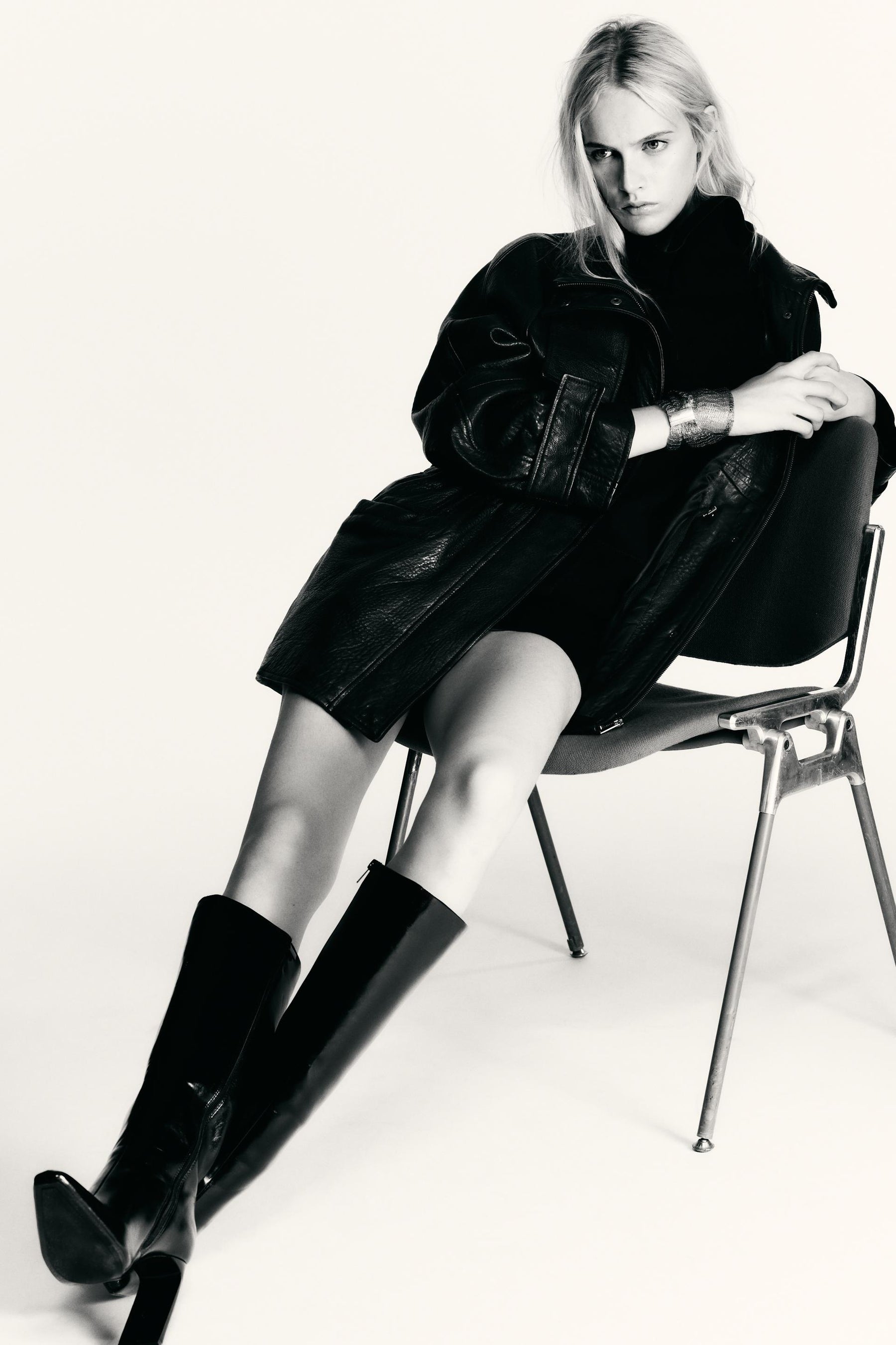 Stiefel mit spitzen Absätzen