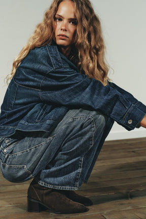 WILDLEDER-STIEFEL MIT BLOCKABSATZ