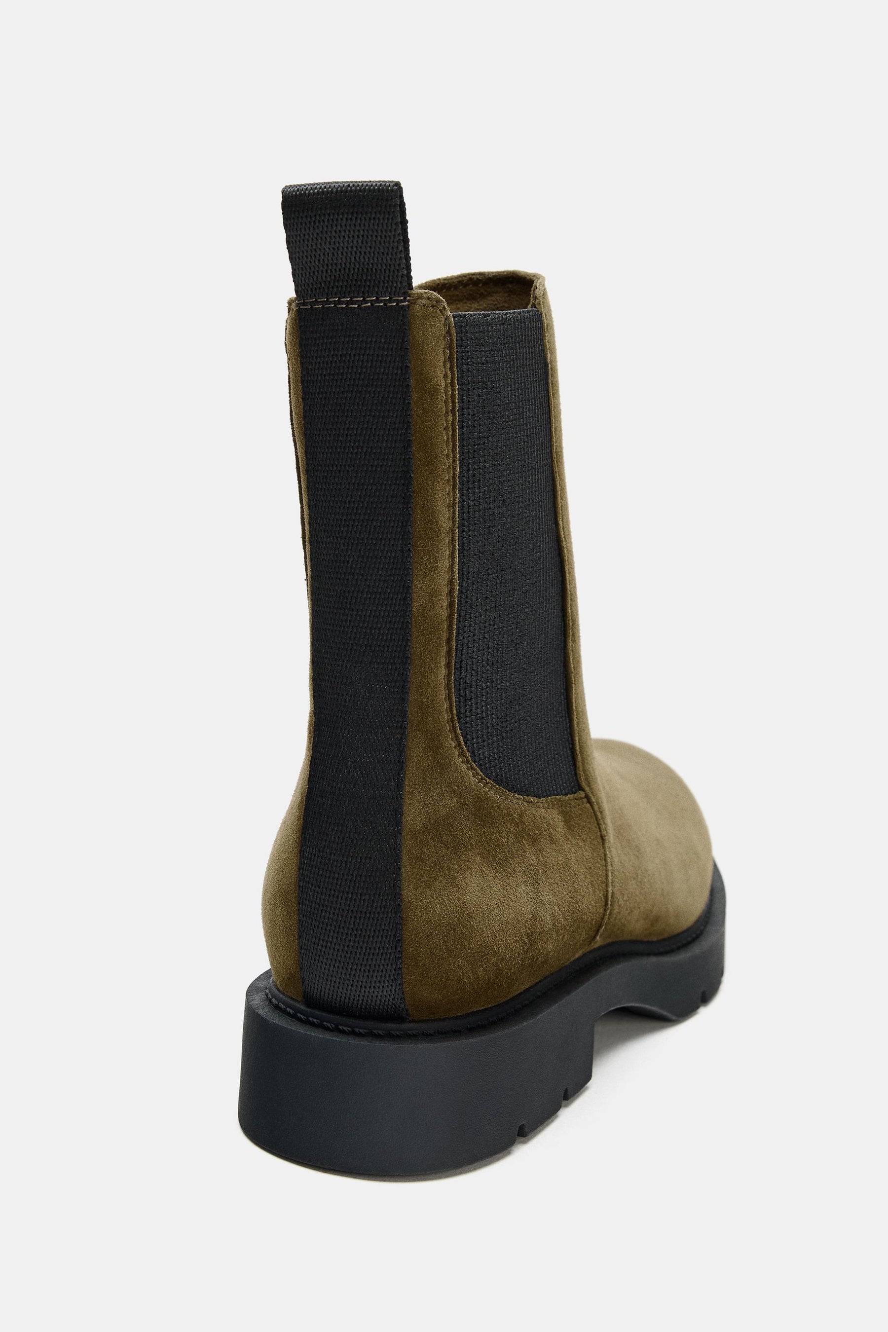 WILDLEDER-ANGLE-BOOTS