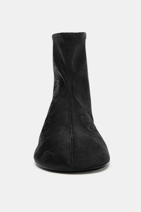 Stiefeletten mit Satin-Effekt