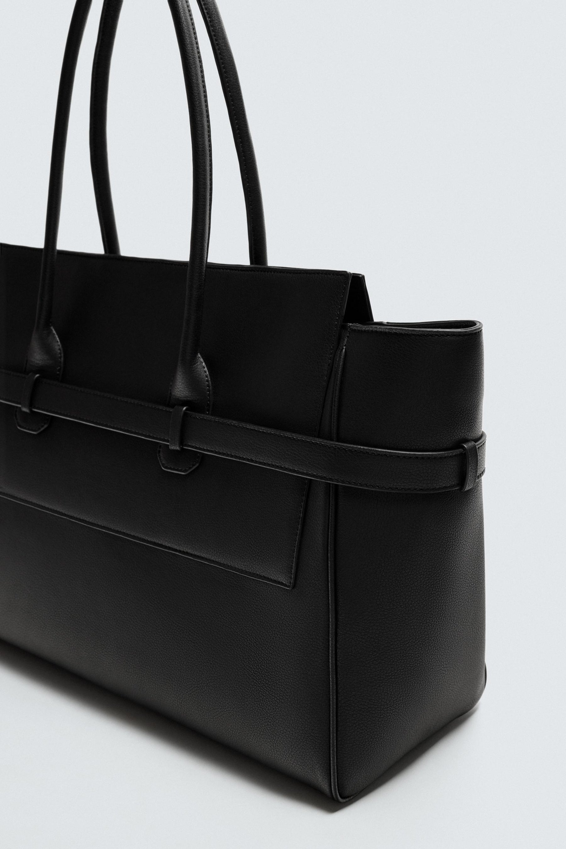 GÜRTELTE HANDTASCHE