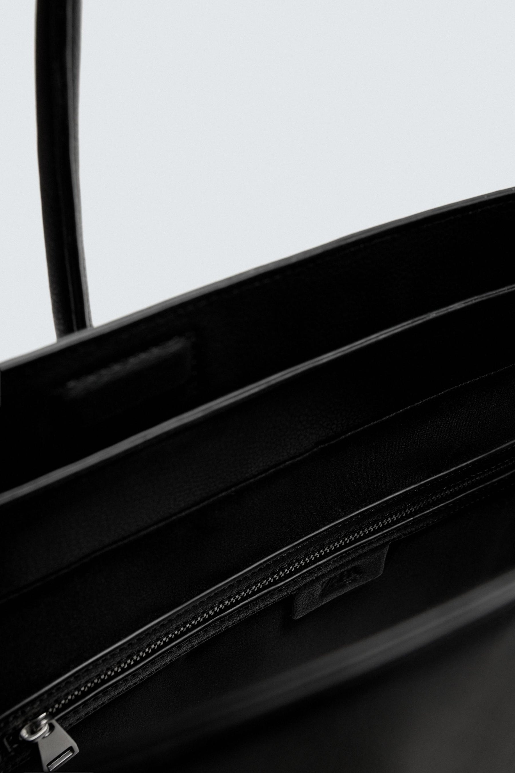 BELTED HANDBAG - Image 7