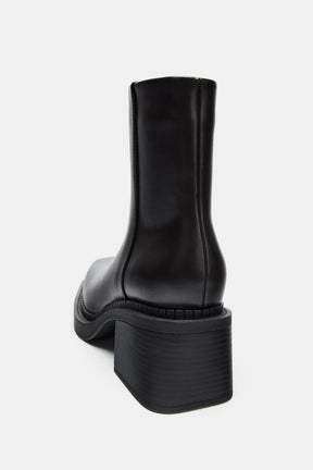 Stiefeletten mit Blockabsatz