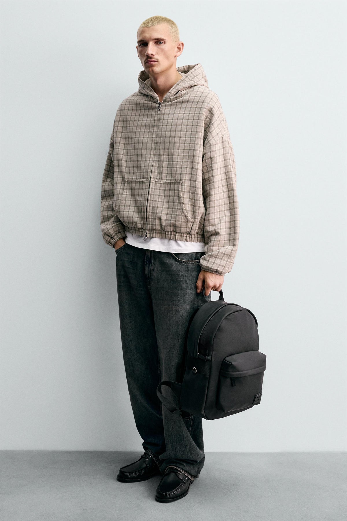 GUMMISIERTER RUCKSACK