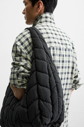 Gesteppte Nylontasche