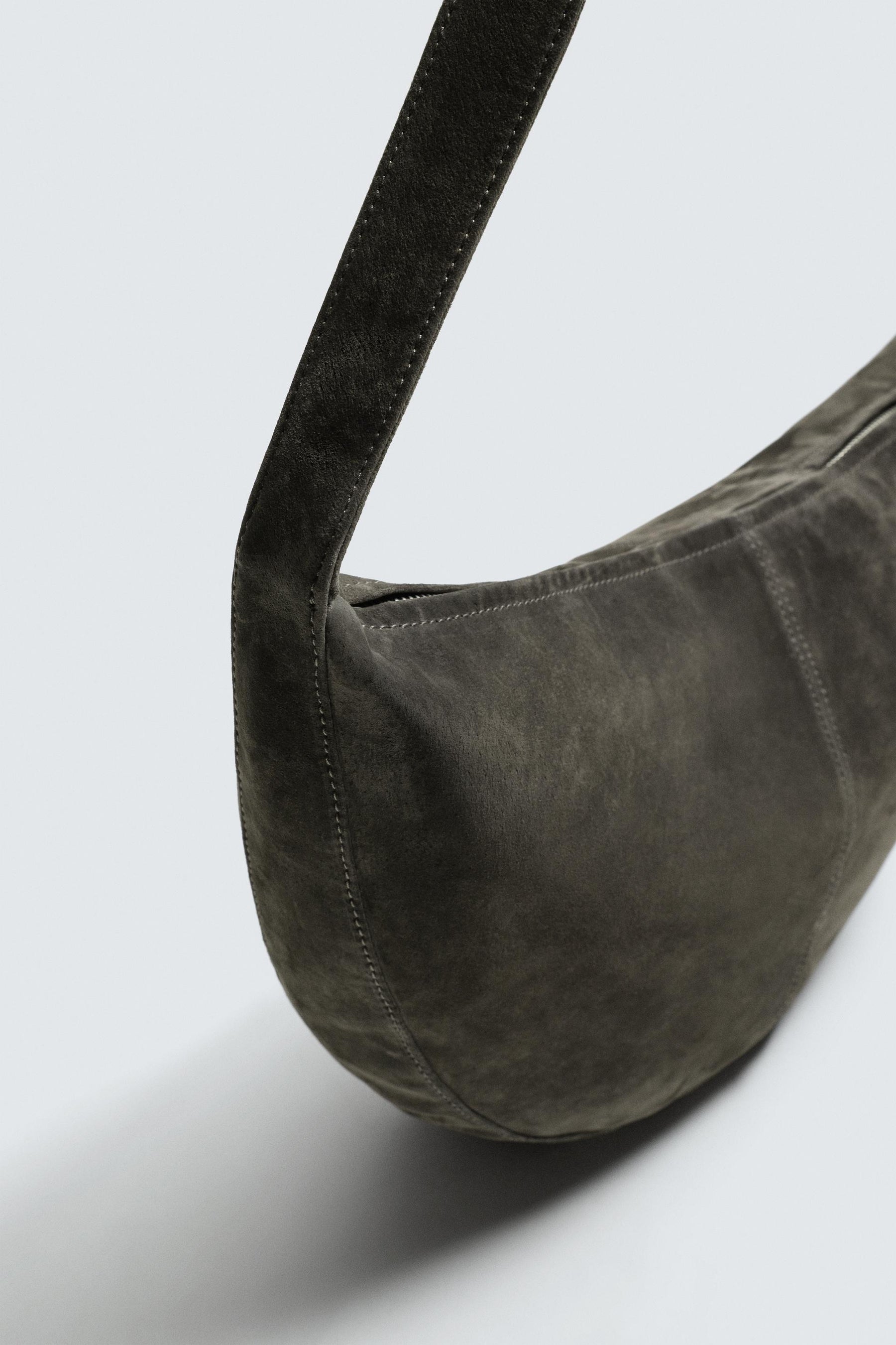 LEATHER SHOULDER BAG - Image 5