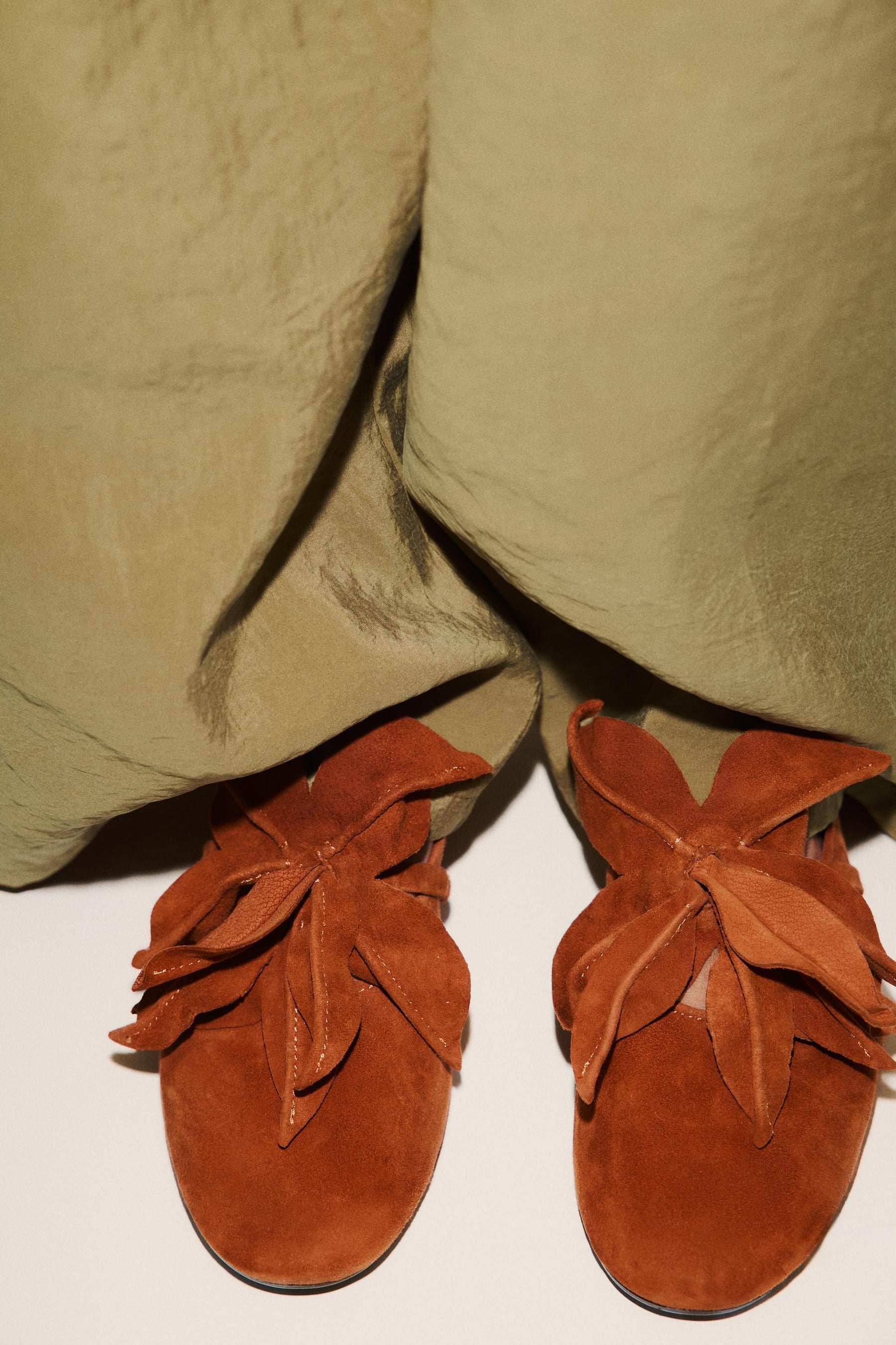 Ballerinas aus Leder