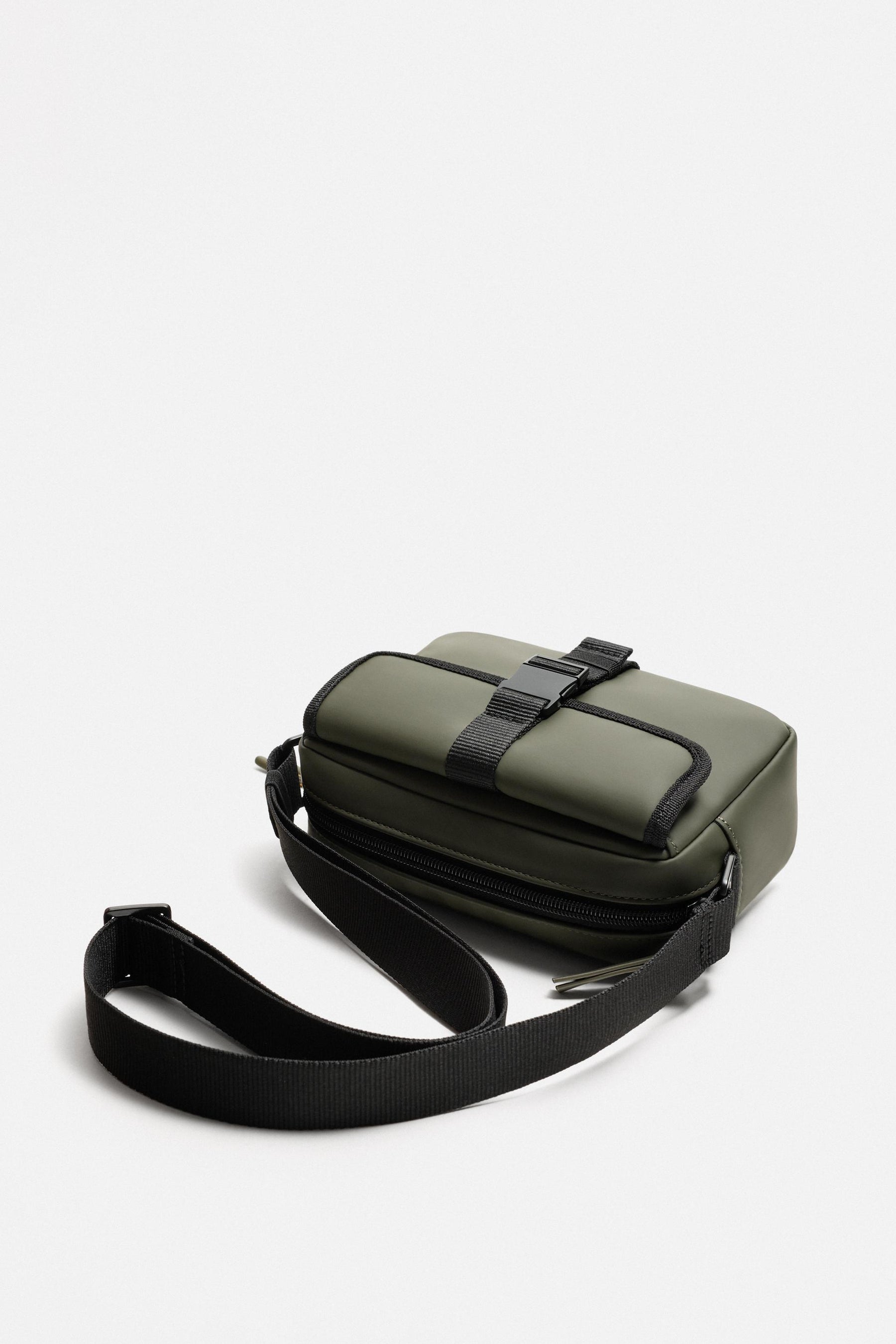 RUBBERISED CROSSBODY BAG - Image 4