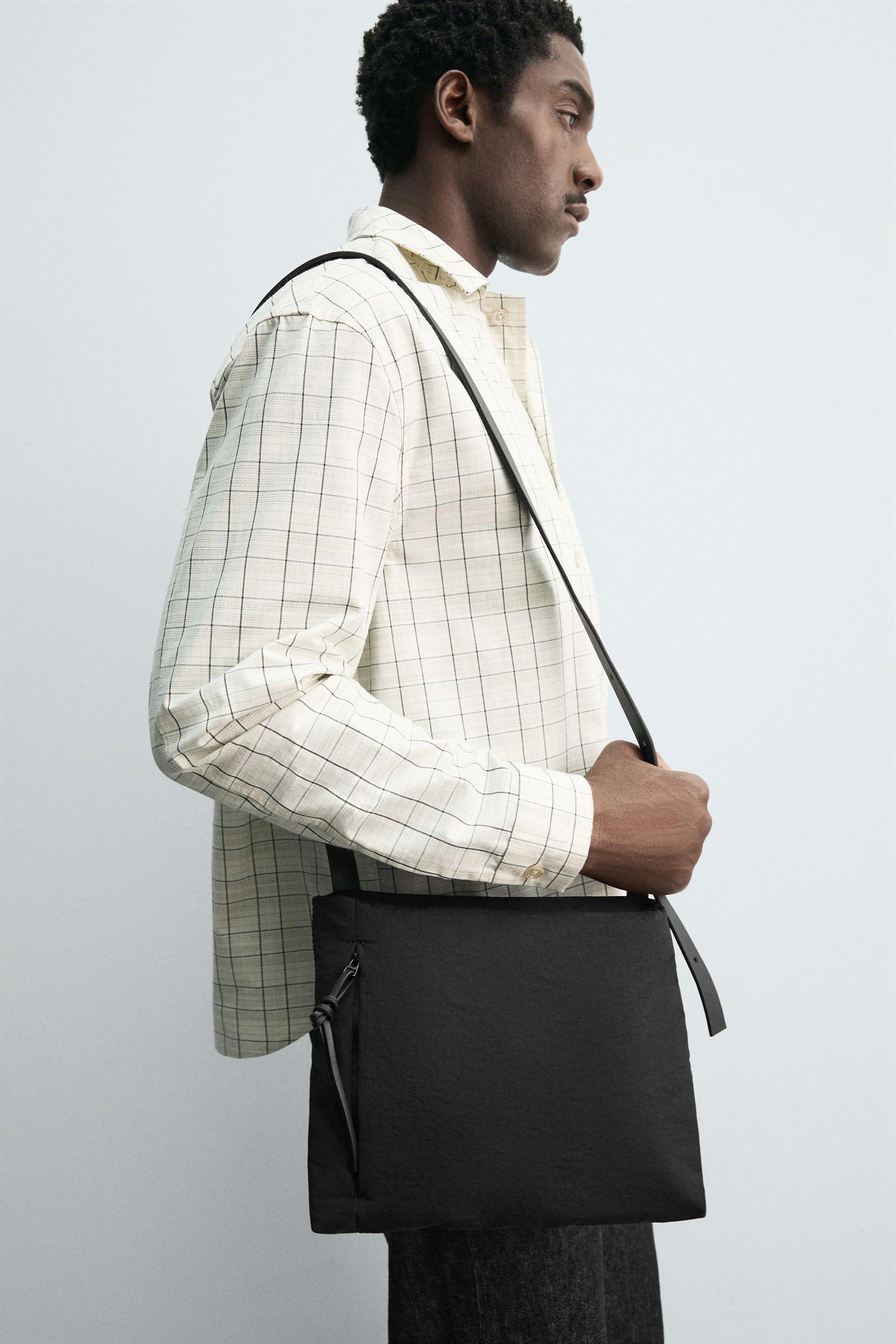 TECHNICAL CROSSBODY BAG - Image 3