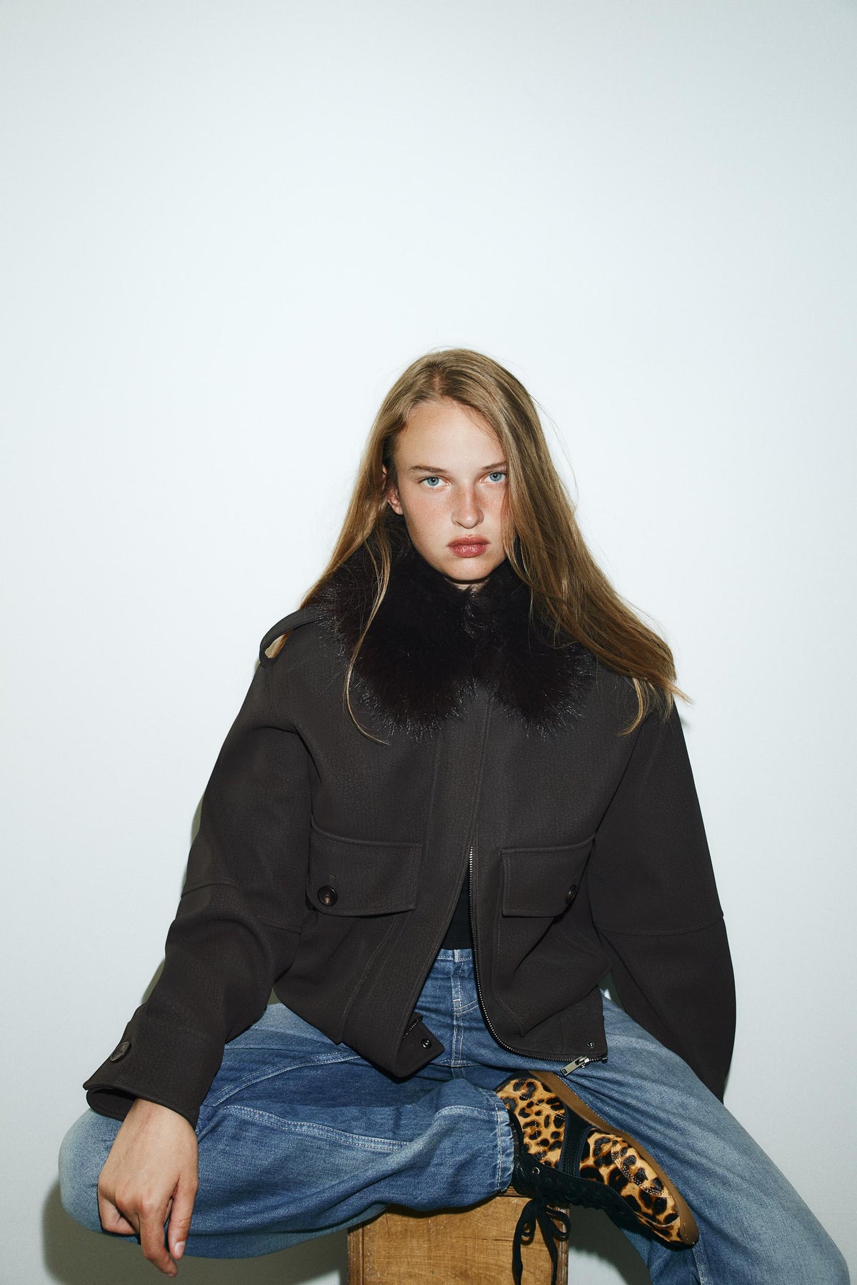 Sneaker aus Leder mit Tiermuster