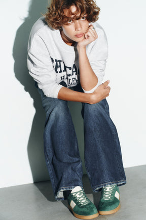 Farbenfrohe Sportschuhe