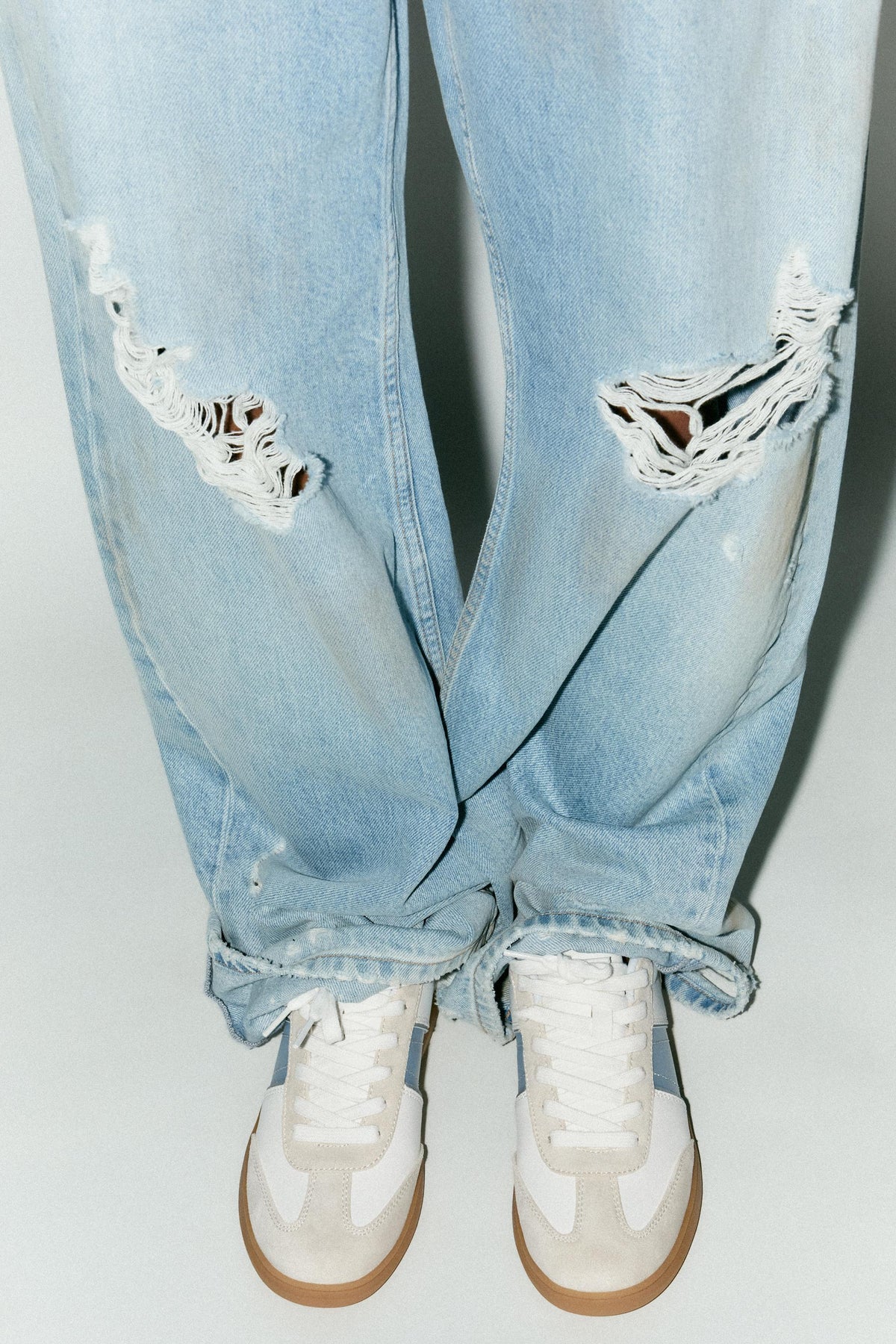 Farbenfrohe Sportschuhe