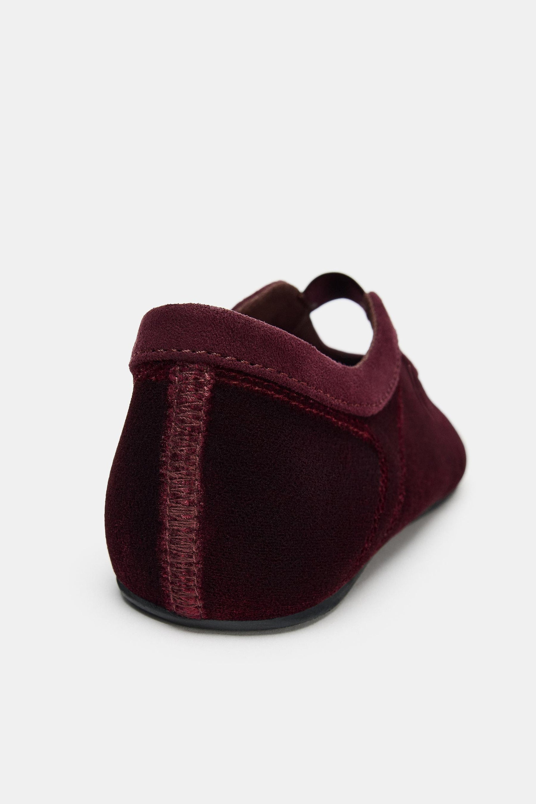 Abgesteppte Ballerinas aus Samt