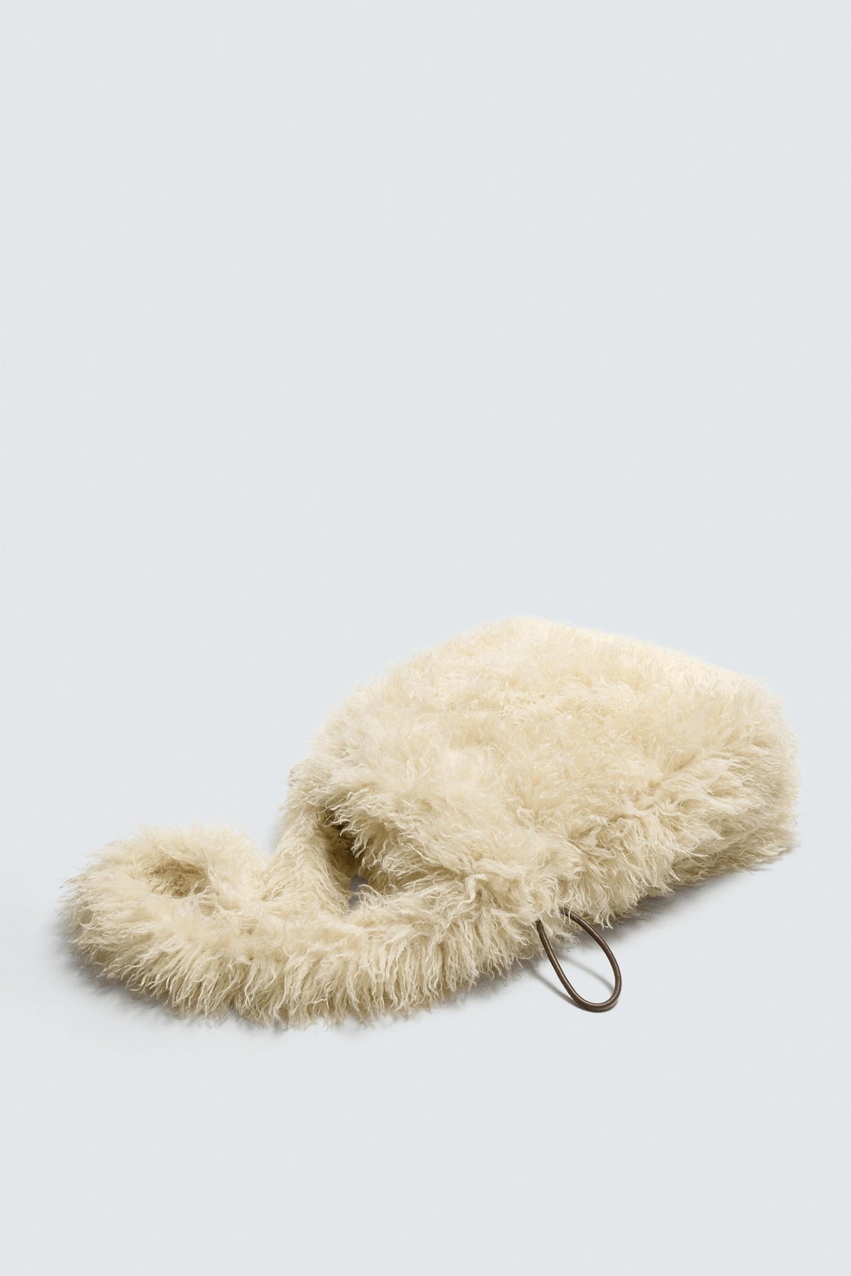 Crossbody-Tasche aus Kunstpelz