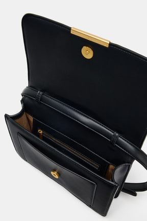 Umhängetasche mit Metall