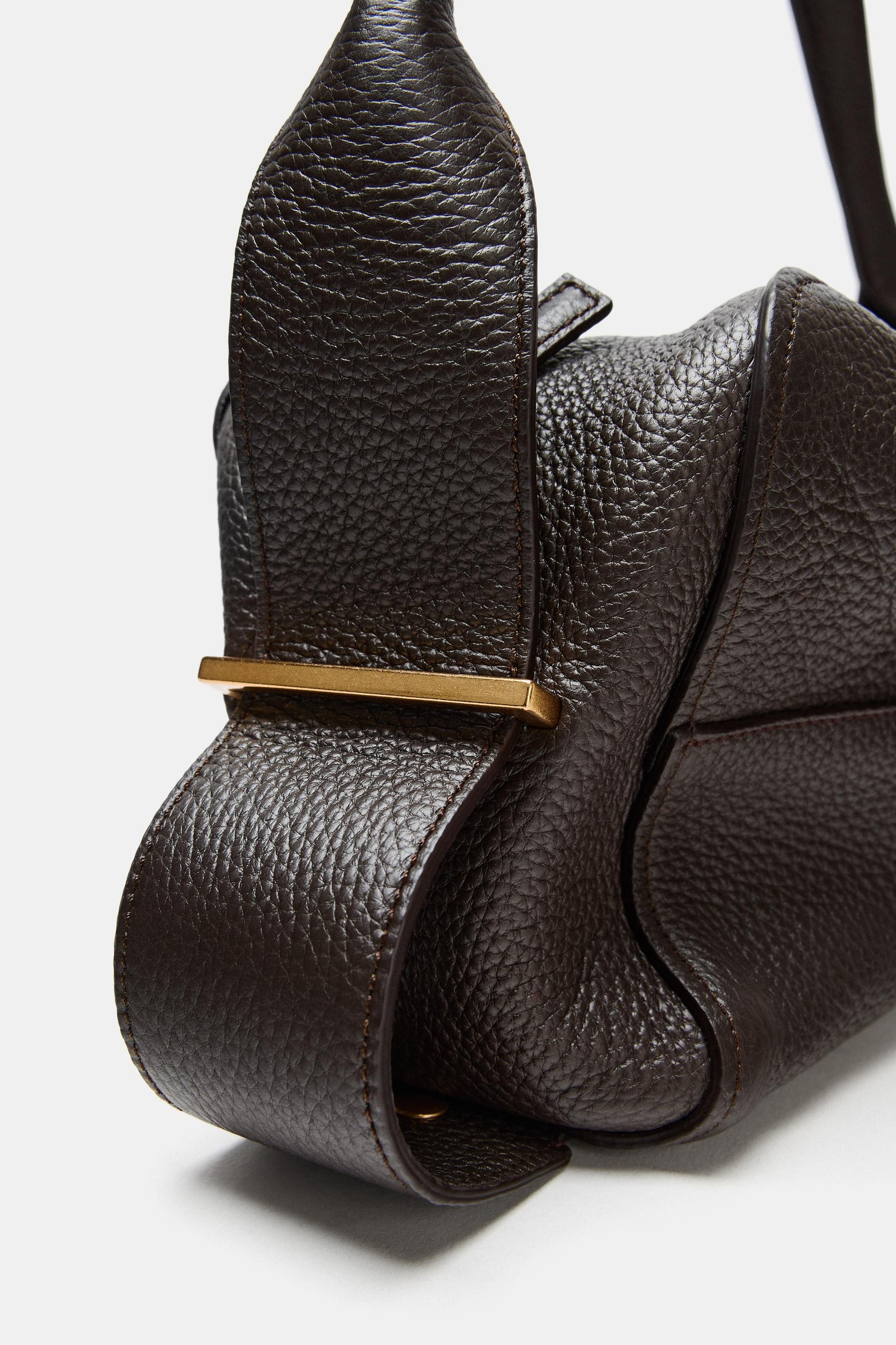 Schultertasche aus Leder